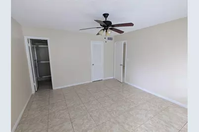 9800 Hollybrook Lake Drive #9-303, Pembroke Pines, FL 33025 - Photo 14