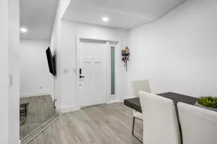 23284 SW 53rd Ave, Boca Raton, FL 33433 - Photo 2