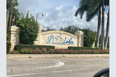 10744 SW Elsinore Drive, Port Saint Lucie, FL 34987 - Photo 2