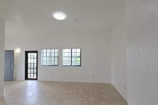 2801 Riverside Dr, Coral Springs, FL 33065 - Photo 10