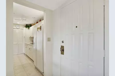 330 SE 20 Avenue #307, Deerfield Beach, FL 33441 - Photo 18