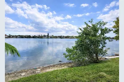 6354 Buena Vista Drive, Margate, FL 33063 - Photo 6