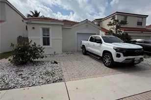 6354 Buena Vista Dr, Margate, FL 33063 - Photo 1