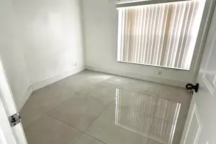 6354 Buena Vista Dr, Margate, FL 33063 - Photo 4