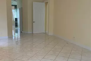 2849 SE Buccaneer Cir, Port Saint Lucie, FL 34952 - Photo 4