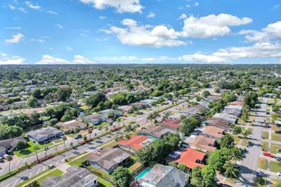 6481 Kimberly Boulevard, North Lauderdale, FL 33068 - Photo 32