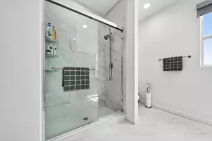 6317 Tenor Dr, West Palm Beach, FL 33413 - Photo 32