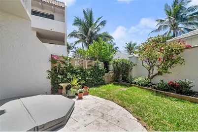 1223 Hillsboro Mile #6, Hillsboro Beach, FL 33062 - Photo 32