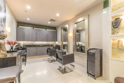 610 W Las Olas Boulevard #517, Fort Lauderdale, FL 33312 - Photo 16