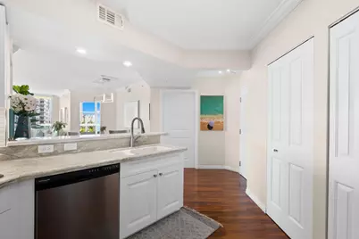 347 N New River Drive #610, Fort Lauderdale, FL 33301 - Photo 4