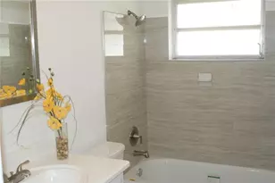 5039 NW 42nd St, Lauderdale Lakes, FL 33319 - Photo 24