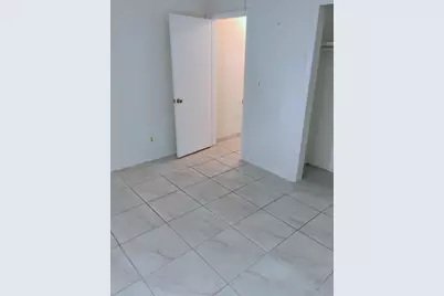 5039 NW 42 Street, Lauderdale Lakes, FL 33319 - Photo 36
