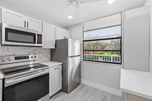 1717 Whitehall Dr, Davie, FL 33324 - Photo 4