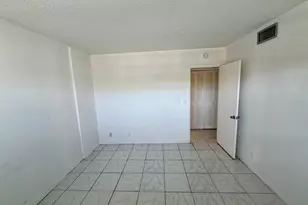 [Address not provided], Hallandale Beach, FL 33009 - Photo 10
