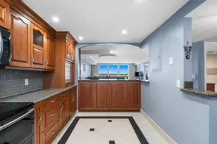 511 Bayshore Dr, Fort Lauderdale, FL 33304 - Photo 10