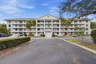 1717 Whitehall Dr, Davie, FL 33324 - Photo 2