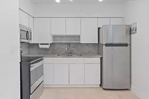 3349 NE 33rd St, Fort Lauderdale, FL 33308 - Photo 2