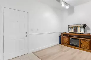 533 NE 3rd Ave, Fort Lauderdale, FL 33301 - Photo 4