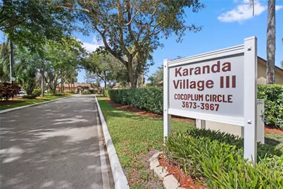 3759 Cocoplum Circle #3759, Pompano Beach, FL 33063 - Photo 2