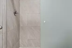 3759 Cocoplum Cir, Pompano Beach, FL 33063 - Photo 14