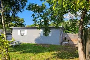 1707 NW 7th St, Fort Lauderdale, FL 33311 - Photo 1
