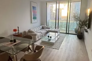 31 SE 5th St, Miami, FL 33131 - Photo 4