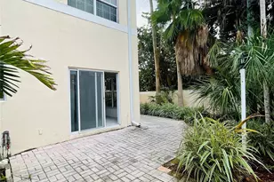 2605 Bay Dr, Pompano Beach, FL 33062 - Photo 6