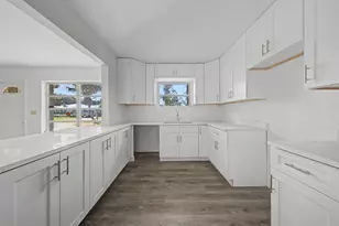 7730 W Lake Dr, Lake Clarke Shores, FL 33406 - Photo 18