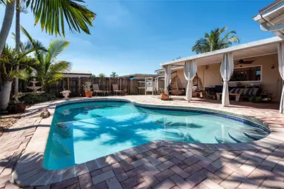 741 NW 97th Terrace, Pembroke Pines, FL 33024 - Photo 10