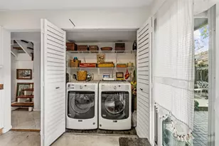 2136 SW 81st Way, Davie, FL 33324 - Photo 8