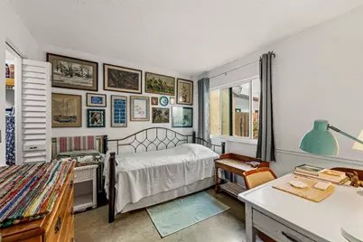 2136 SW 81st Way, Davie, FL 33324 - Photo 18