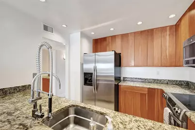 619 Orton Avenue #501, Fort Lauderdale, FL 33304 - Photo 6