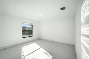 2618 Queen Dr, Lehigh Acres, FL 33971 - Photo 20