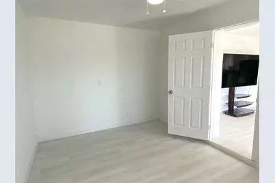 320 NW 4th Avenue #1, Deerfield Beach, FL 33441 - Photo 10