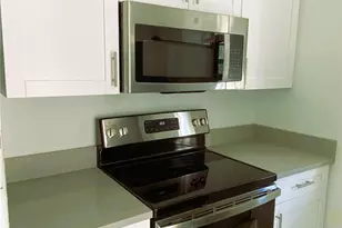 320 NW 4th Ave, Deerfield Beach, FL 33441 - Photo 6