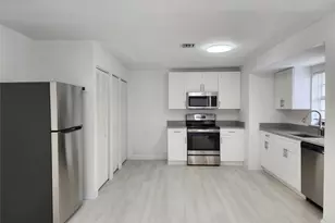 320 NW 4th Ave, Deerfield Beach, FL 33441 - Photo 8