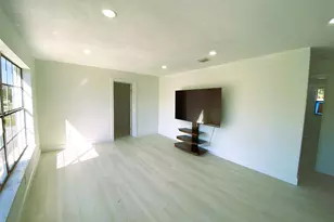 320 NW 4th Ave, Deerfield Beach, FL 33441 - Photo 4