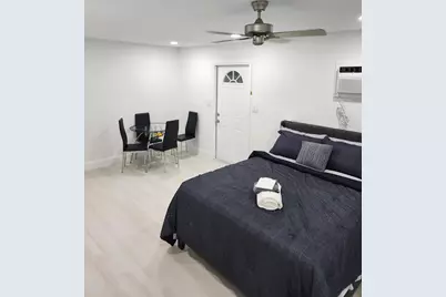 320 NW 4th Avenue #4, Deerfield Beach, FL 33441 - Photo 4