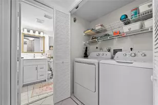 9716 Sills Dr, Boynton Beach, FL 33437 - Photo 8