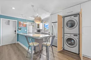 515 S Crescent Dr, Hollywood, FL 33021 - Photo 12