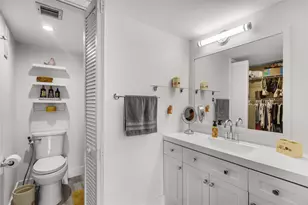 1719 Whitehall Dr, Davie, FL 33324 - Photo 20