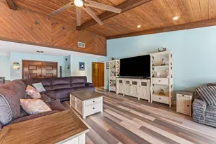 7314 Corkwood Cir, Tamarac, FL 33321 - Photo 8