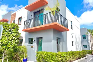 1047 NE 34th Ct, Fort Lauderdale, FL 33334 - Photo 1