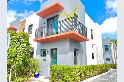 1047 NE 34th Court #1047, Oakland Park, FL 33334 - Photo 2