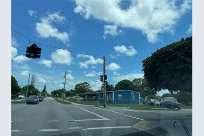 1589 NW 6th Avenue, Pompano Beach, FL 33060 - Photo 2