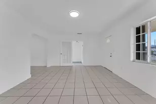 830 NW 30th Ct, Miami, FL 33125 - Photo 6