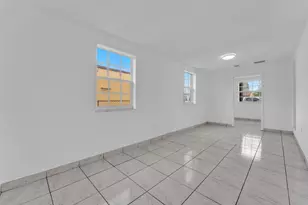 830 NW 30th Ct, Miami, FL 33125 - Photo 22