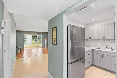1 Abbey Lane #201, Delray Beach, FL 33446 - Photo 4