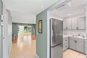 1 Abbey Ln, Delray Beach, FL 33446 - Photo 4