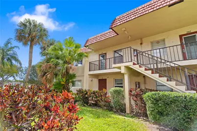 1 Abbey Lane #201, Delray Beach, FL 33446 - Photo 2